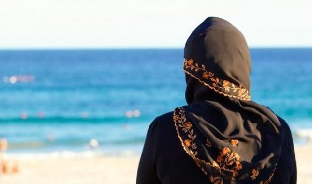 Nisam osjećala sreću sa mužem koji je bio udaljen od Allahove upute