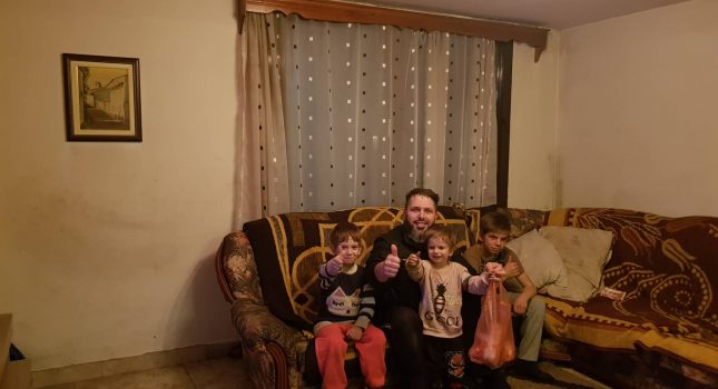 Neočekivana i nenajavljena sadaka na vratima siromaha