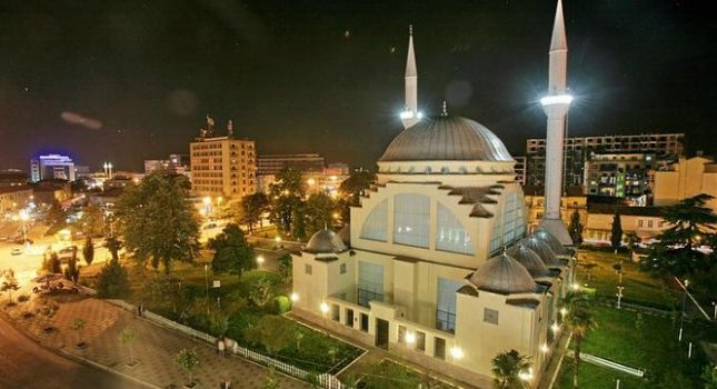 IKC Podgorica donirao Kurane džamiji Ebu Bekr u Skadru