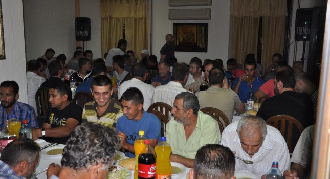 IKC Podgorica upriličio veliku iftarsku sofru, predavanje prof.Elvedina Pezića i podjeli islamskih knjiga