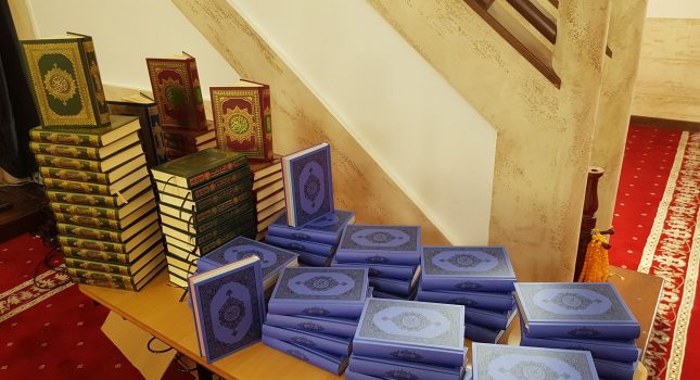 Prelijepi Kur`ani za polaznike škole Kur`ana u Tutinu