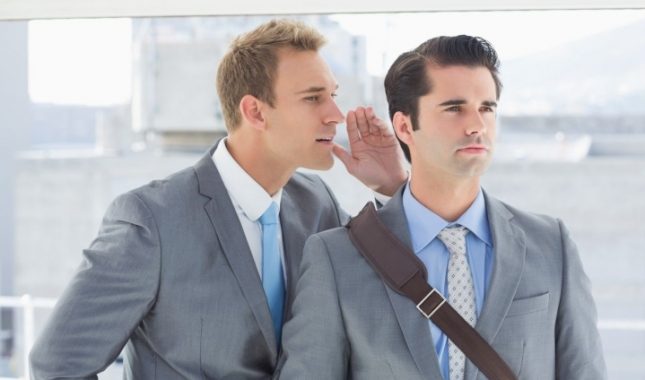 Ko poznaje sebe ne šteti mu šta drugi pričaju o njemu