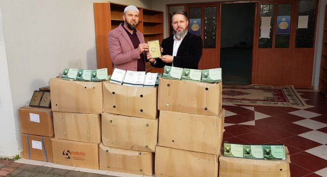 U mjesecu Ramazanu 24 aktivnosti, 10.336 Kurana, knjiga i dvd u vrijednosti 28.762 eura