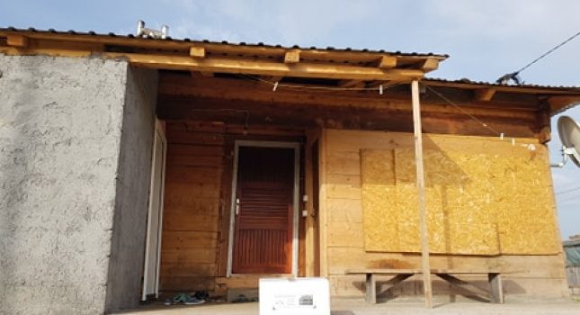 U oči blagoslovljene 27 noći mnogim porodicama uručeni paketi (FOTO)