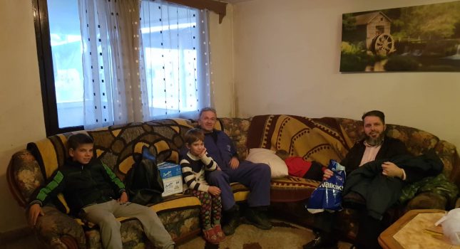 Nesvakidašnja sadaka na vratima siromaha