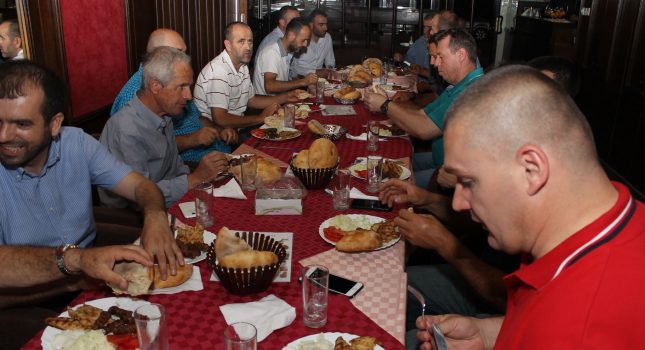 IKC Podgorica organizovao iftarsku sofru za predstavnike svih džemata
