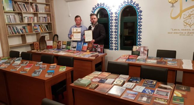 76 naslova vjerskih knjiga za naj-plodonosniju džamiju Klezna u Ulcinju
