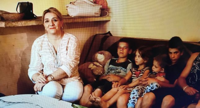 Svečano uručeni ključevi, prelijepo adaptirane kuće porodici Fetić-IKC Podgorica