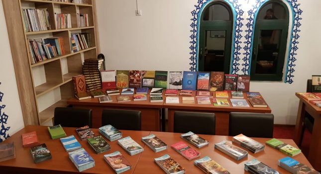 76 naslova vjerskih knjiga za naj-plodonosniju džamiju Klezna u Ulcinju