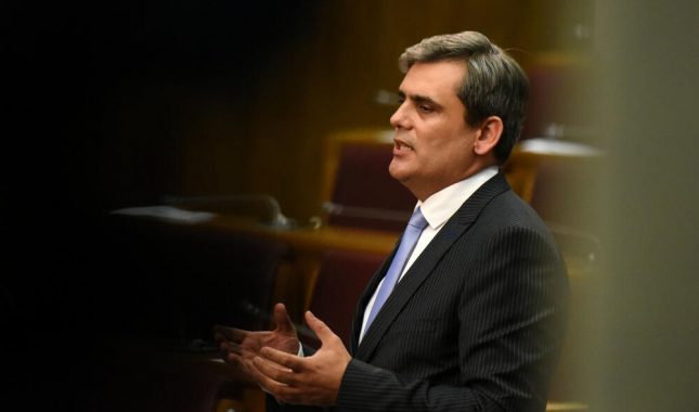 Crna Gora: “Vlada ‘čisti’ Bošnjake iz institucija, a krenuli su i u obračun s našom dijasporom”