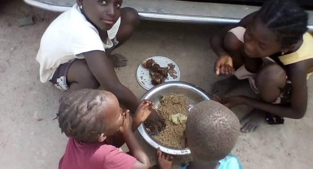 NAKON POVRATKA IZ AFRIKE: Zeničanin Anel Okić sa prijateljima pomaže šest afričkih porodica (VIDEO+FOTO)