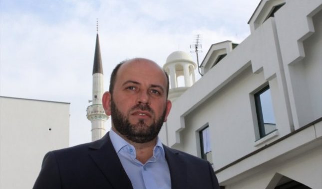 Crnogorski reis pustio bradu jer je to obećo Erdoganu kada ga je nedavno upitao ” muftija, a gdje ti je brada”