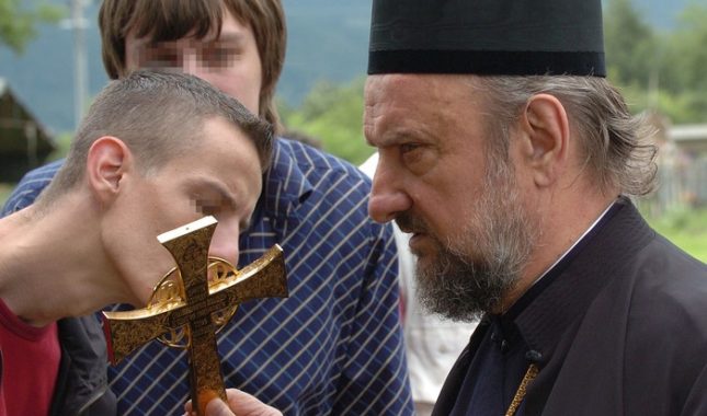 Pedofil Kačavenda uputio žestoke uvrede: Allah je đavo koji sve nesreće ovoga svijeta donosi
