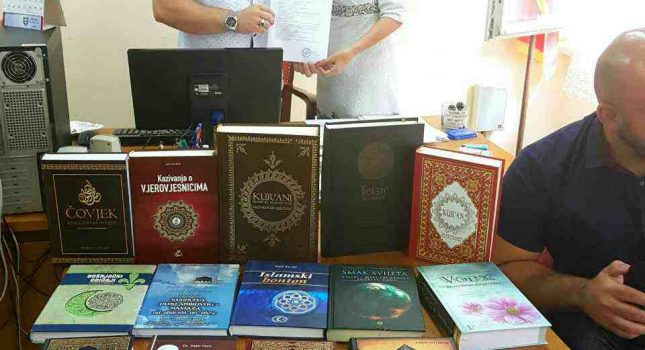 IKC Podgorica donirao 400 raznih knjiga islamske tematike Nacionalnim i svim gradskim bibliotekama u Crnoj Gori