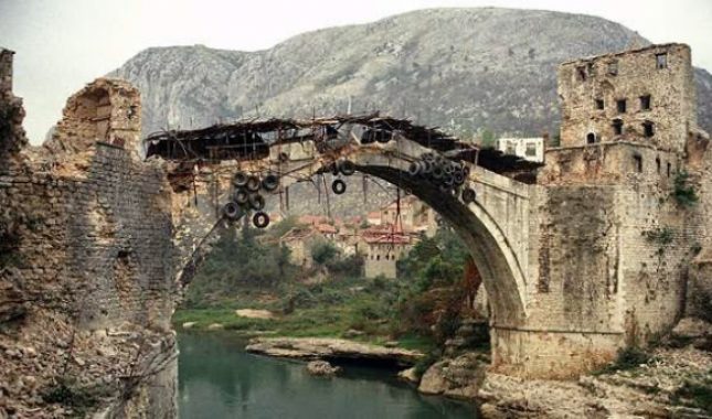 Dan kada je srušen Stari most