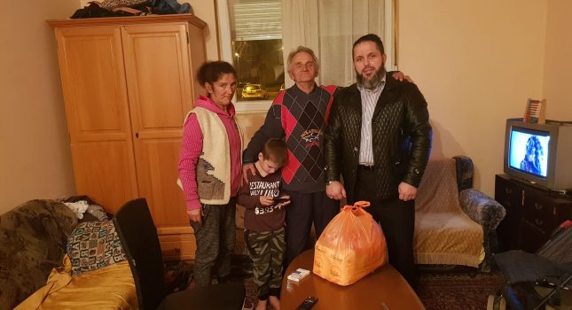 Hrana, svježe meso i novac, na adresi 10 socijalno ugroženih porodica