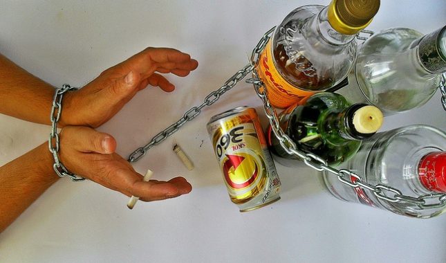 Zašto se sve više mladih odaju alkoholu?