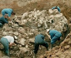 Lažna pokajanja ratnih zločinaca u Hagu i drugo ubijanje žrtava sa slobode