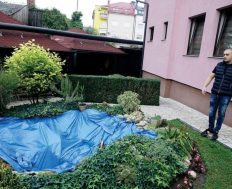 Bursać: Doktore, zamislite da se neko igra kostima vaših najmilijih?