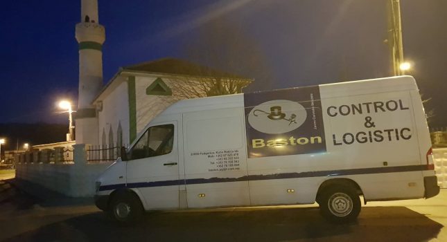 Osnovna hrana pred vratima dvedeset siromaha