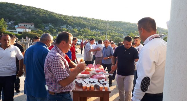 76 naslova vjerskih knjiga za naj-plodonosniju džamiju Klezna u Ulcinju