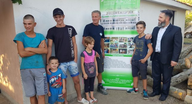 Obezbijeđena drva za malenog Esmira i njegovu sestru Enesu
