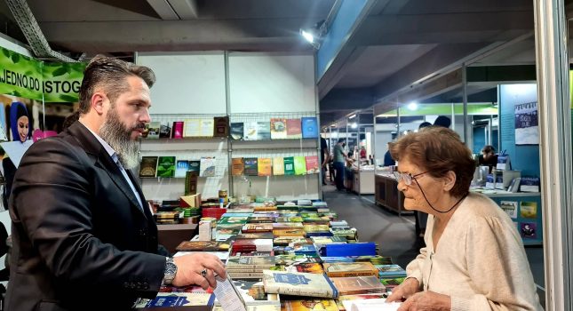 IKC-PODGORICA PONOVO NAJUSPJEŠNIJI NA ŠESNAESTOM MEĐUNARODNOM SAJMU KNJIGA I OBRAZOVANJA U PODGORICI (210 FOTOGRAFIJA)