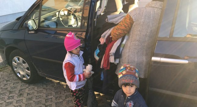 Podijeljena garderoba najsiromašnijem stanovništvu u Podgorici-IKC Podgorica