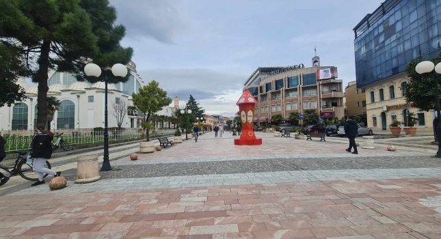 Albanske vlasti u Albaniju poštuju građane muslimane, a u Tuzima ih stravično diskriminišu, a ,,možda,, i mrze?! FOTO