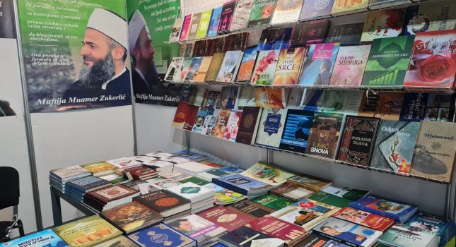 ISLAMSKI KULTURNI CENTAR POKLANJA NAJLJEPŠE ISLAMSKE KNJIGE SVIM POSJETIOCIMA MEĐUNARODNOG SAJMA KNJIGA OD 10 DO 17 MAJA U PODGORICI