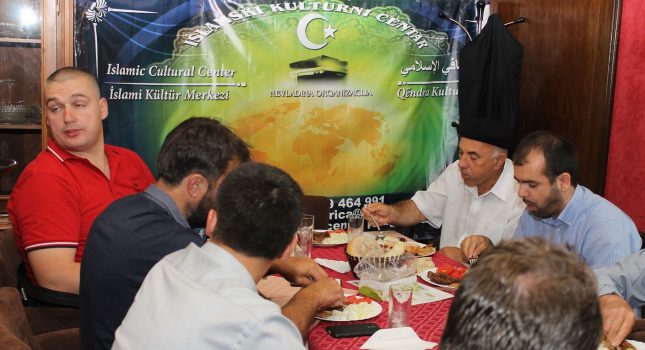 IKC Podgorica organizovao iftarsku sofru za predstavnike svih džemata