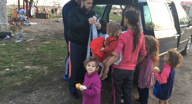 Podijeljena garderoba najsiromašnijem stanovništvu u Podgorici-IKC Podgorica
