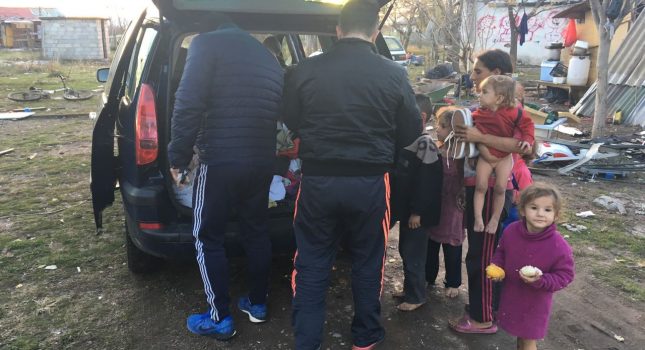 Podijeljena garderoba najsiromašnijem stanovništvu u Podgorici-IKC Podgorica