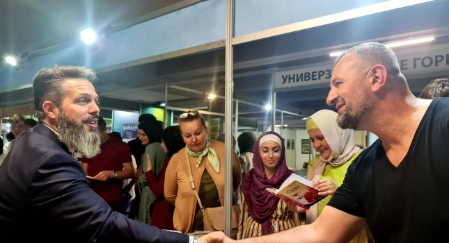 IKC-PODGORICA PONOVO NAJUSPJEŠNIJI NA ŠESNAESTOM MEĐUNARODNOM SAJMU KNJIGA I OBRAZOVANJA U PODGORICI (210 FOTOGRAFIJA)