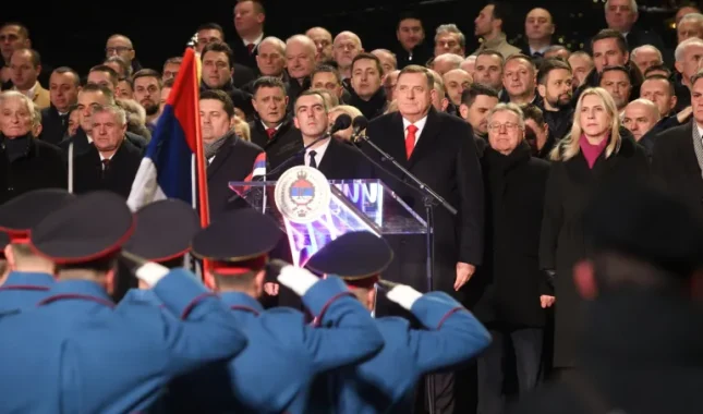 Bursać: Deveti januar prođe, sramota nikad neće!