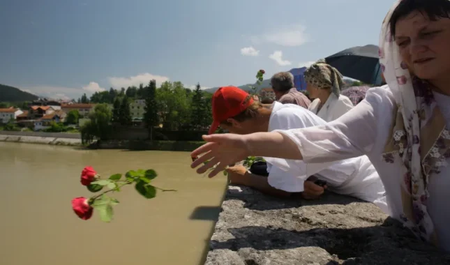 I 33 godine od žive lomače Višegrad još gori