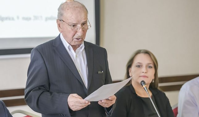 REAGOVANJE FORUMA BOŠNJAKA NA MOGUĆNOST VRAĆANJA KRSTA NA SAHAT KULI