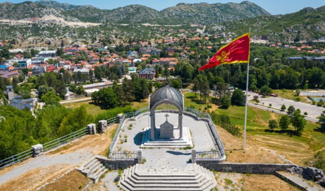 Bursać: Tri prsta zločinačka iznad cetinjske tragedije
