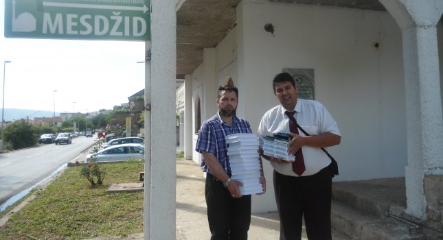 Kur`ani za Mesdžide i  NVO Galaxi u Herceg Novom,Tivtu i Budvi