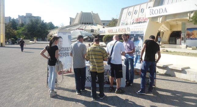 Besplatni Kur`ani za građane Bara