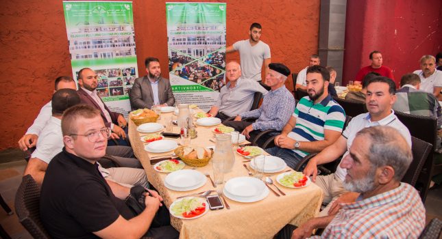 Veliki Ramazanski iftar u organicaciji IKC-a Podgorica