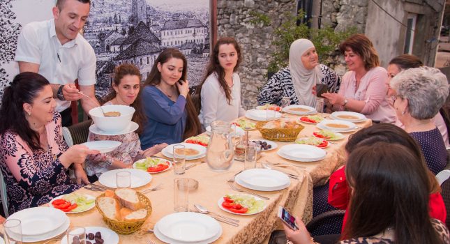 Veliki Ramazanski iftar u organicaciji IKC-a Podgorica