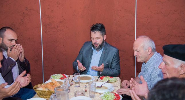 Veliki Ramazanski iftar u organicaciji IKC-a Podgorica