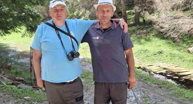 NA KATUNU MASLA PEJČINOVIĆA, ĐE MIRIŠU BOROVNICE I PROKLETIJE