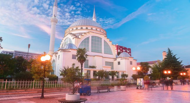 IKC Podgorica donirao Kurane džamiji Ebu Bekr u Skadru