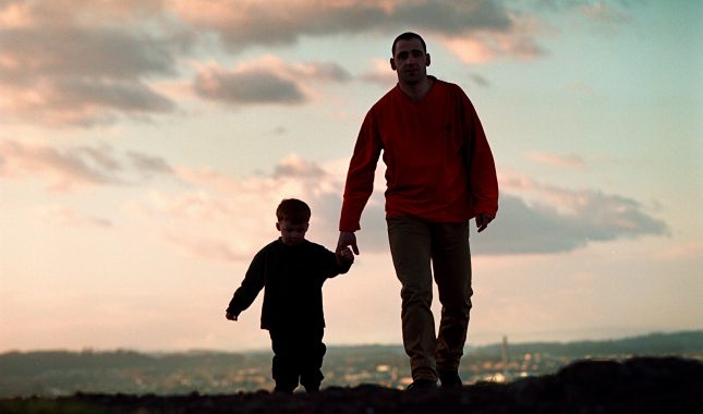 Sine, zar ćeš osramotiti svoga babu pred Allahom, dž.š.?!