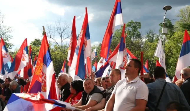 Bursać: Stanovnici Republike Srpske i zvanično mogu početi da paniče