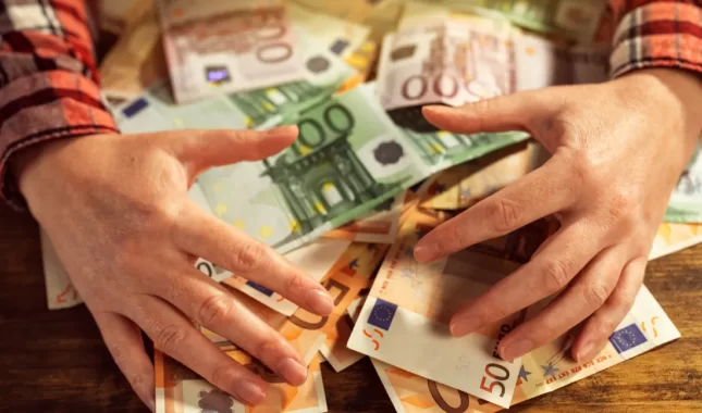 Što su oči veće, to su grudi tjesnije