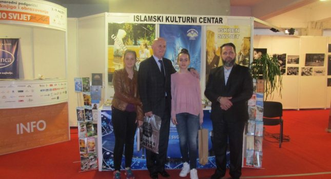 SENZACIONALNO! Na 12. međunarodnom sajmu knjiga u Podgorici podijeljeno preko 7 hiljada knjiga i preko 15 hiljada letaka