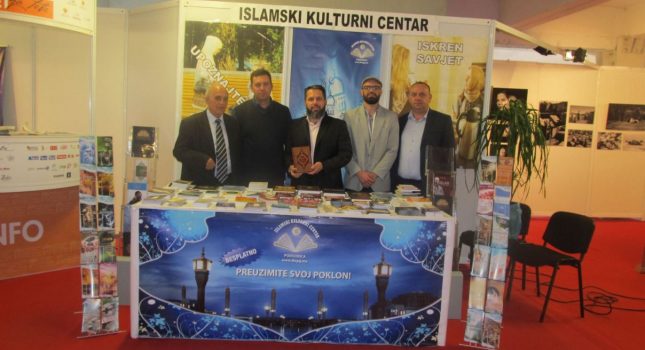 SENZACIONALNO! Na 12. međunarodnom sajmu knjiga u Podgorici podijeljeno preko 7 hiljada knjiga i preko 15 hiljada letaka